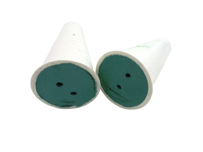 CON PLASTIC + MOSSI MOLL