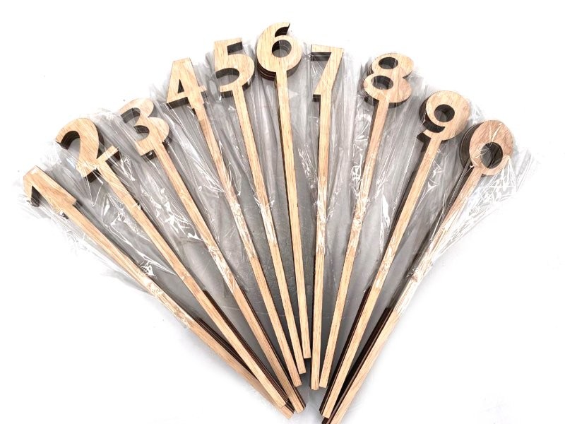 PICK NUMEROS FUSTA 25CM 5U